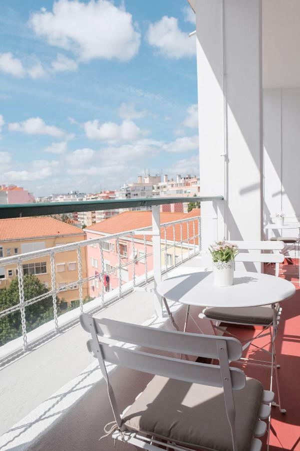4U Lisbon Suites & Guesthouse VII Airport Exterior foto