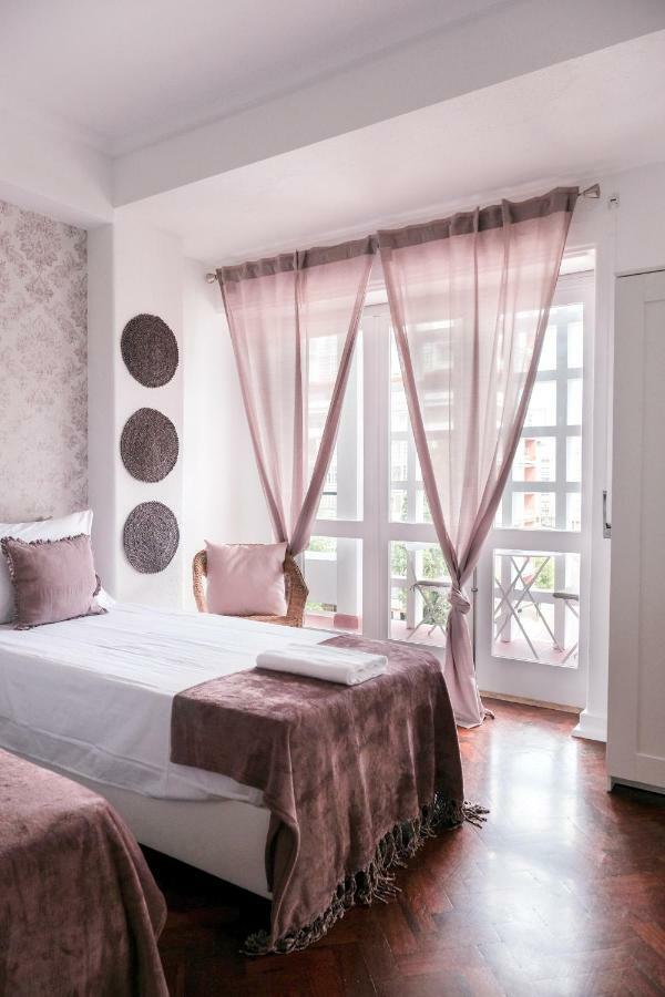 4U Lisbon Suites & Guesthouse VII Airport Exterior foto